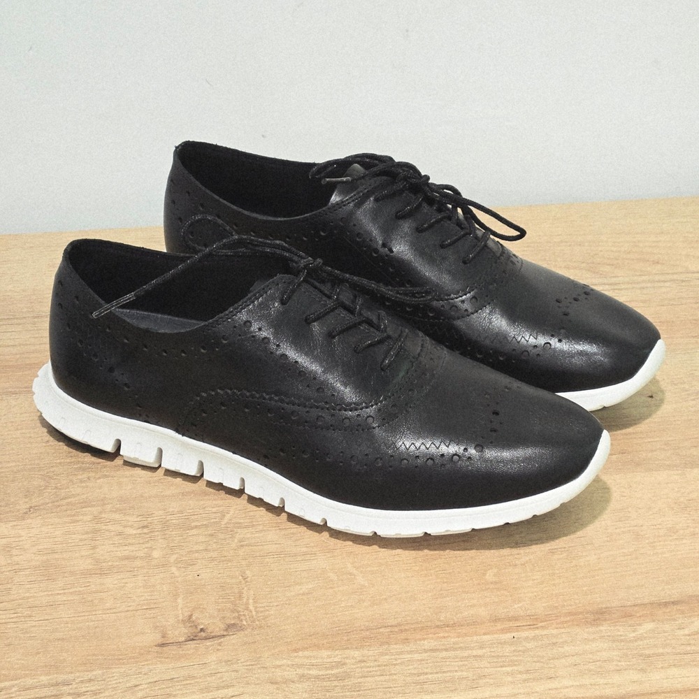 Cole Haan Zerogrand Wingtip Oxford Womens 7.5 Black Leather Sneakers W18202